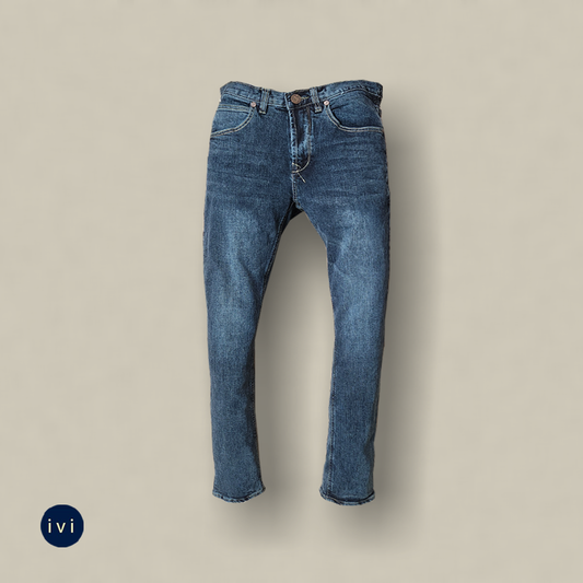 Slim-straight Faded indigo ieans